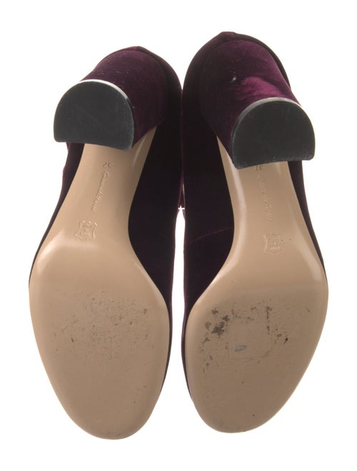 Gianvito Rossi Velvet Pumps