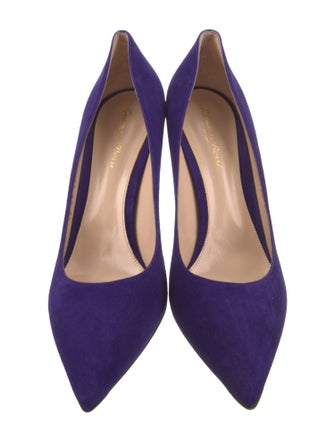 Gianvito Rossi Suede Pumps
