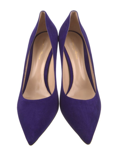 Gianvito Rossi Suede Pumps