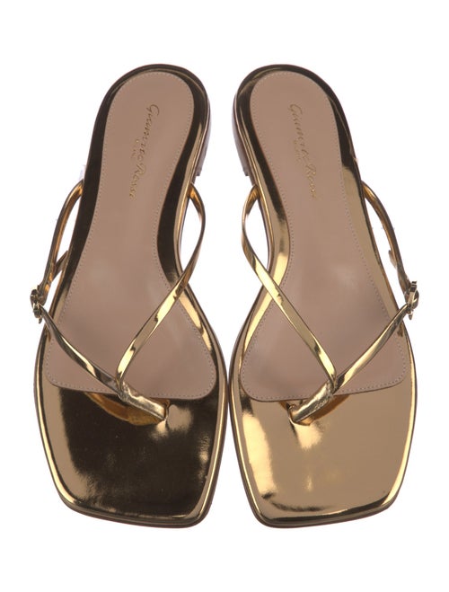 Gianvito Rossi Patent Leather Flip Flops