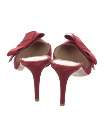 Gianvito Rossi Suede Bow Accents Mules
