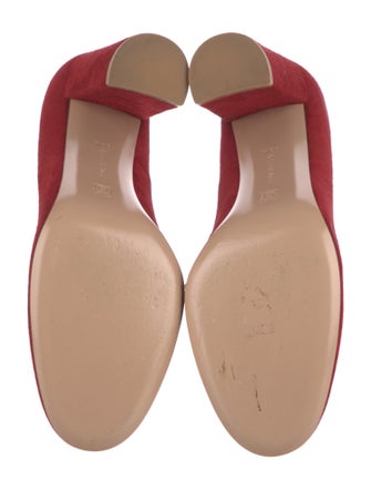 Gianvito Rossi Suede Pumps