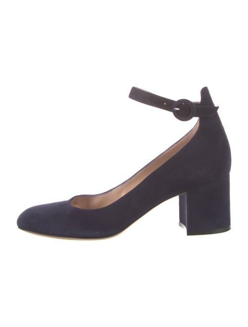 Gianvito Rossi Suede Pumps