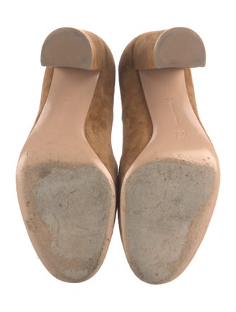 Gianvito Rossi Suede Pumps