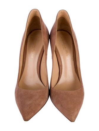 Gianvito Rossi Suede Pumps