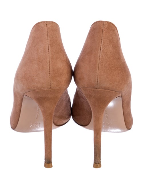 Gianvito Rossi Suede Pumps