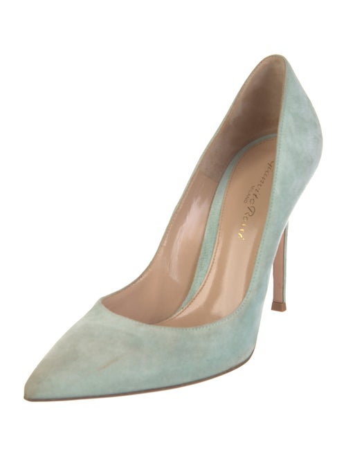 Gianvito Rossi Suede Pumps