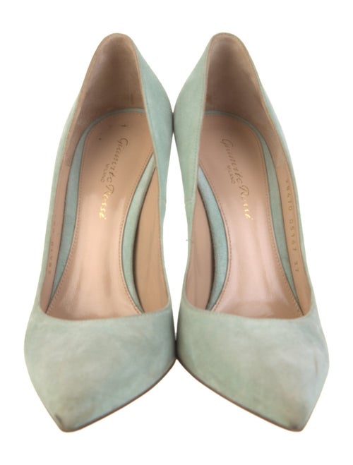 Gianvito Rossi Suede Pumps