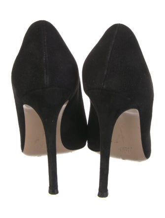 Gianvito Rossi Suede Pumps