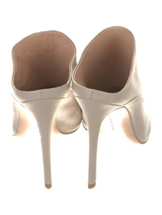 Gianvito Rossi Leather Mules