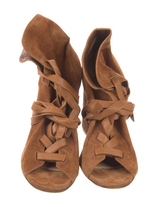 Gianvito Rossi Suede Pumps