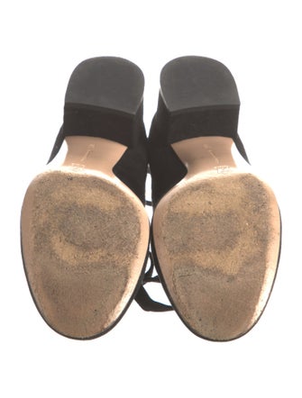 Gianvito Rossi Suede Pumps