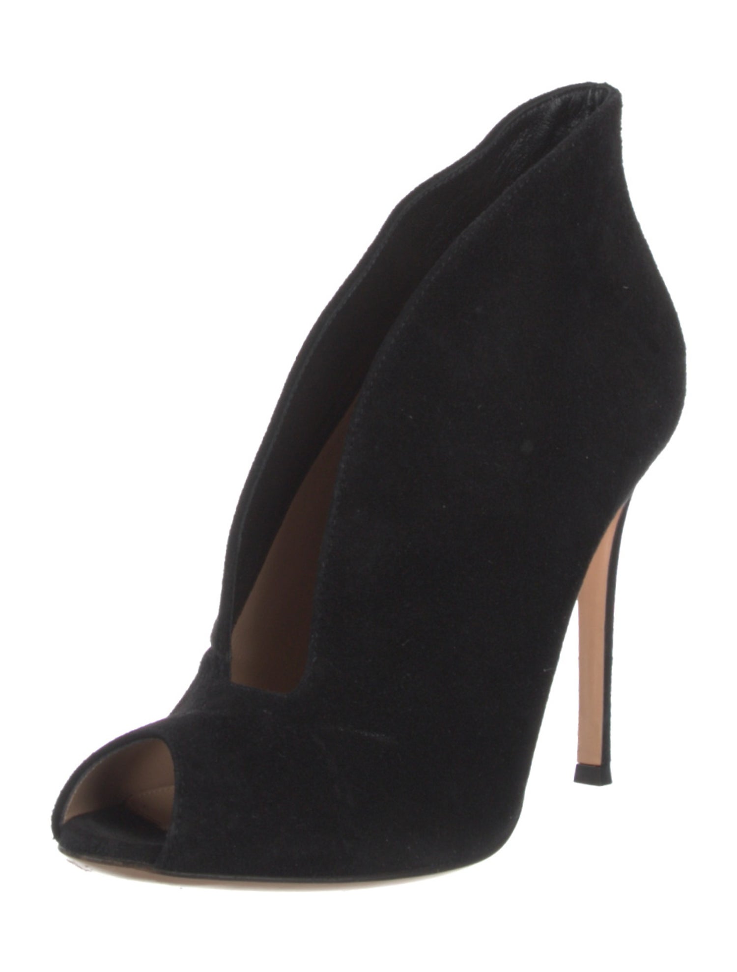Gianvito Rossi Suede Pumps
