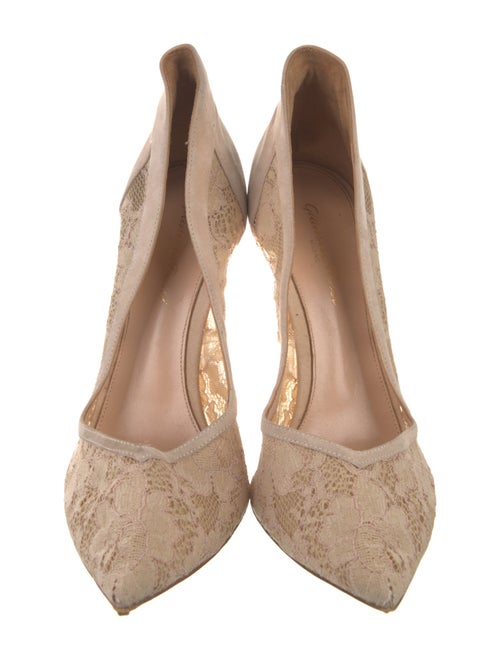 Gianvito Rossi Suede Pumps