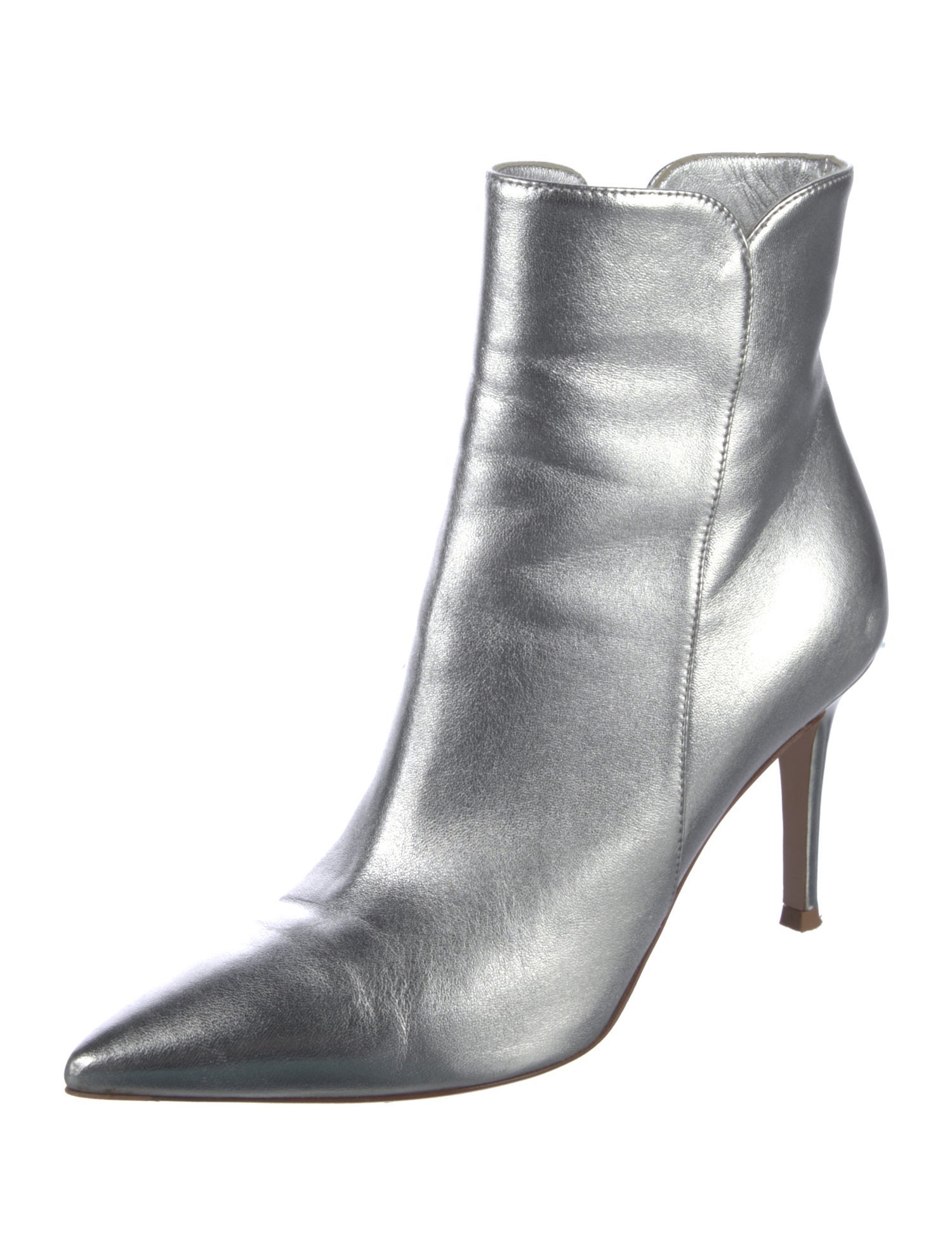 Gianvito Rossi Leather Pumps