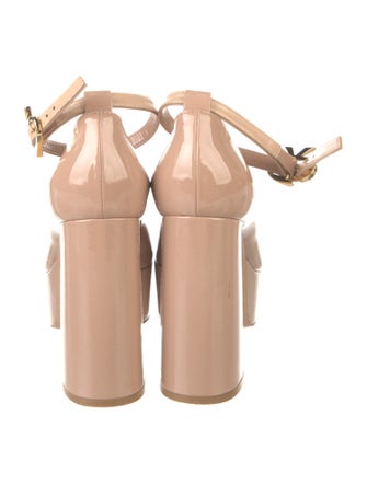 Gianvito Rossi Patent Leather Pumps