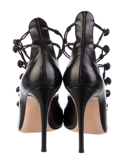 Gianvito Rossi Leather Pumps