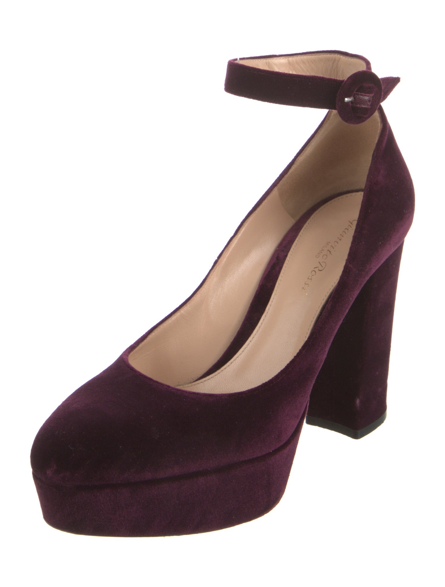 Gianvito Rossi Velvet Pumps