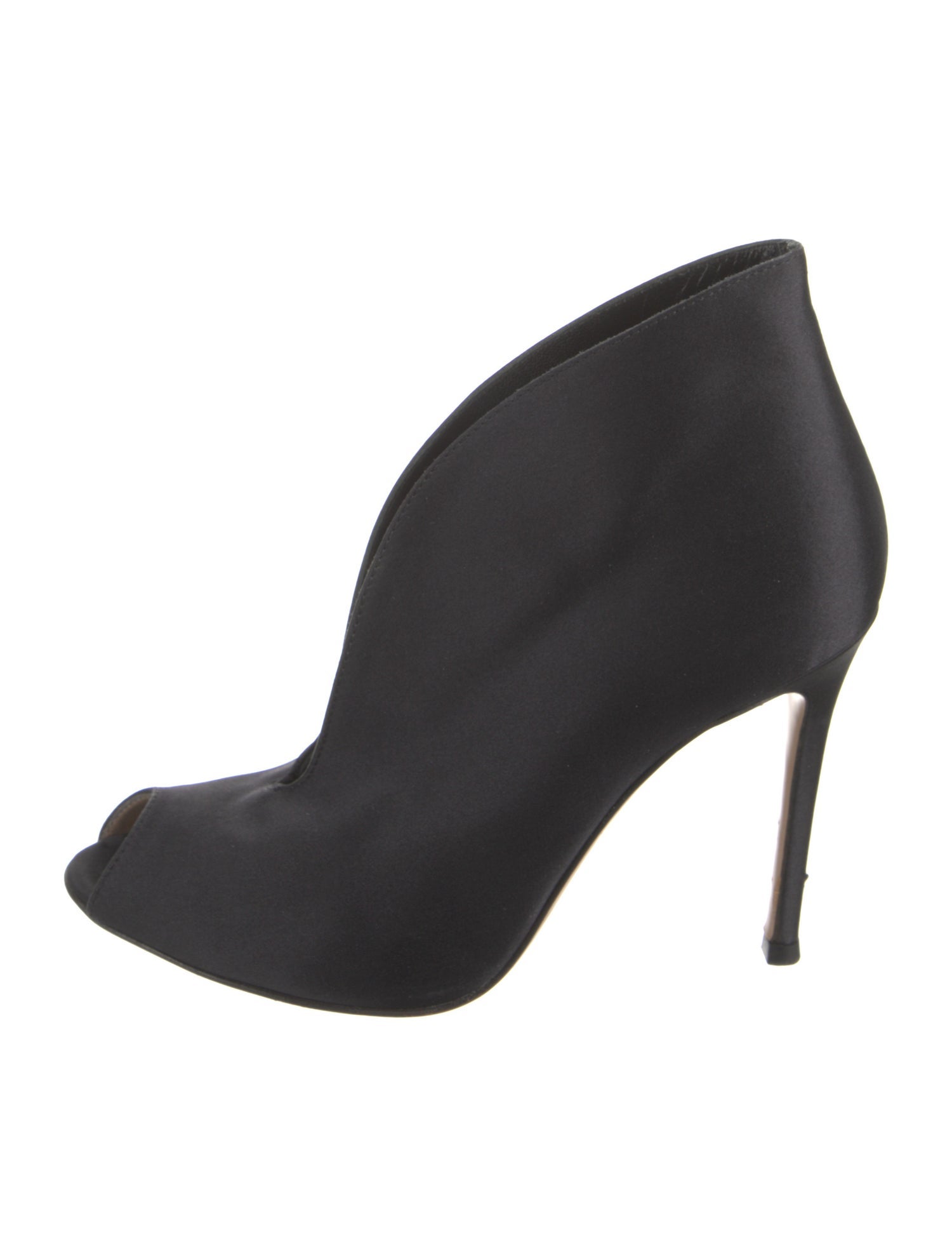 Gianvito Rossi Satin Pumps