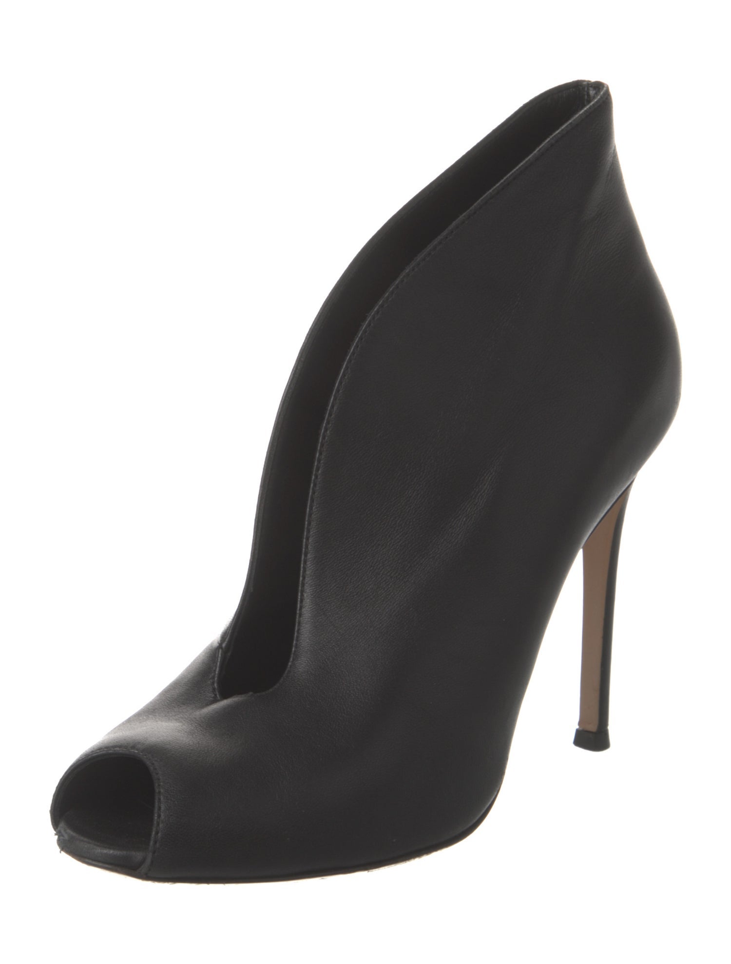 Gianvito Rossi Leather Pumps