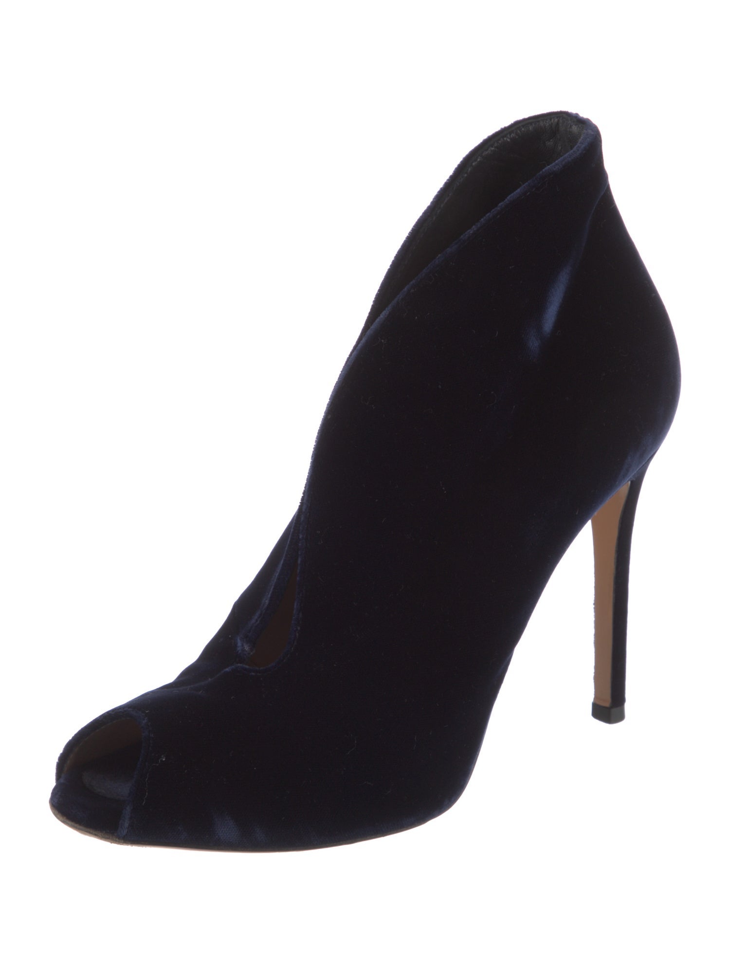 Gianvito Rossi Velvet D'Orsay Pumps
