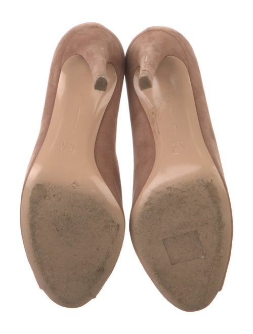 Gianvito Rossi Suede Pumps