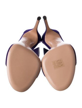 Gianvito Rossi Suede Sandals