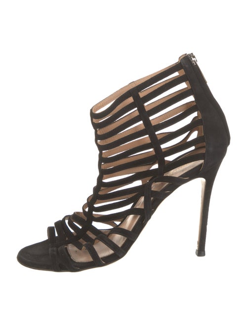 Gianvito Rossi Suede Pumps