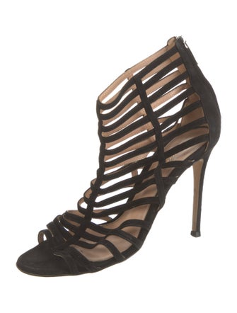 Gianvito Rossi Suede Pumps