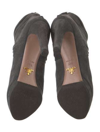 Gianvito Rossi Suede Boots