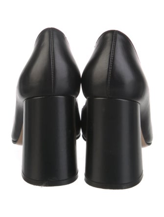 Gianvito Rossi Leather Pumps