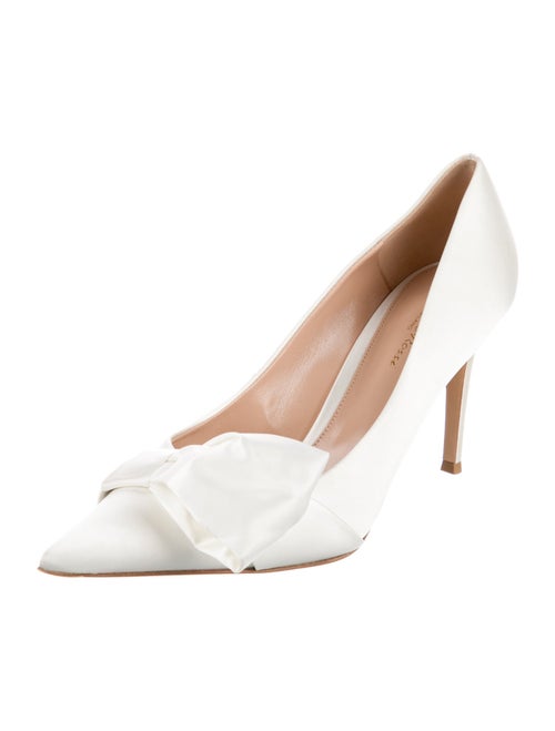 Gianvito Rossi Leather Pumps