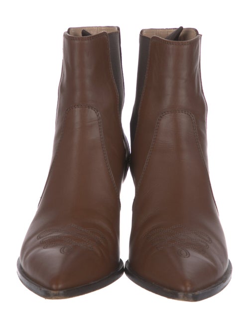 Gianvito Rossi Leather Embroidered Accent Chelsea Boots