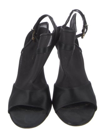 Gianvito Rossi Mesh Slingback Pumps