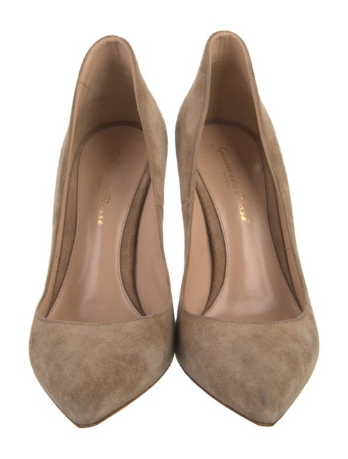 Gianvito Rossi Suede Pumps