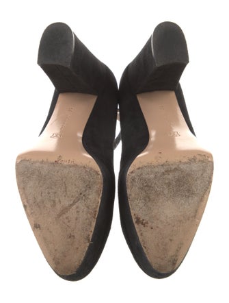 Gianvito Rossi Suede Pumps