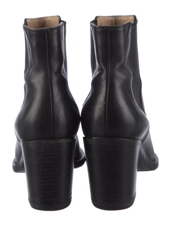 Gianvito Rossi Leather Chelsea Boots