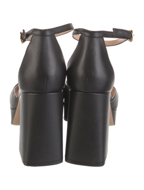 Gianvito Rossi Leather D'Orsay Pumps