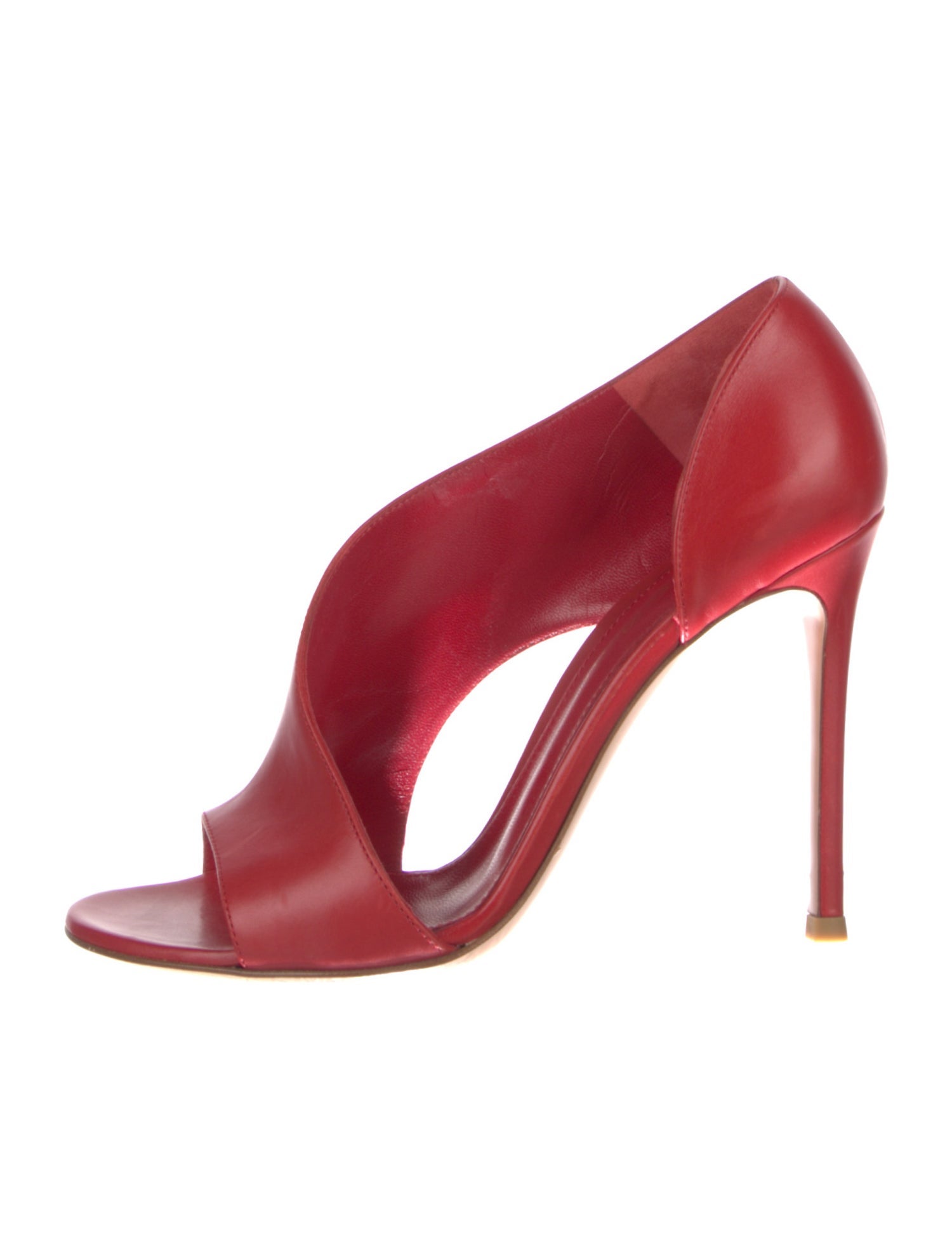 Gianvito Rossi Leather D'Orsay Pumps