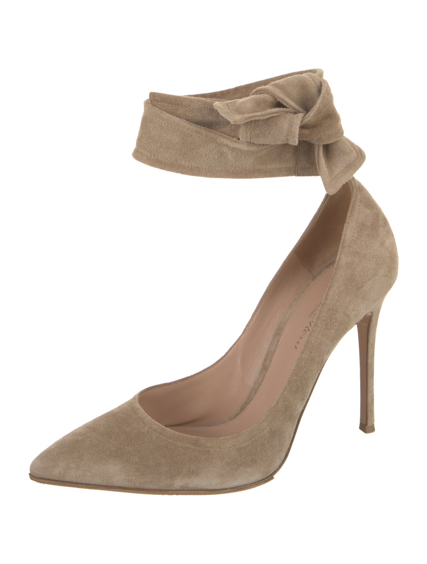 Gianvito Rossi Suede Pumps