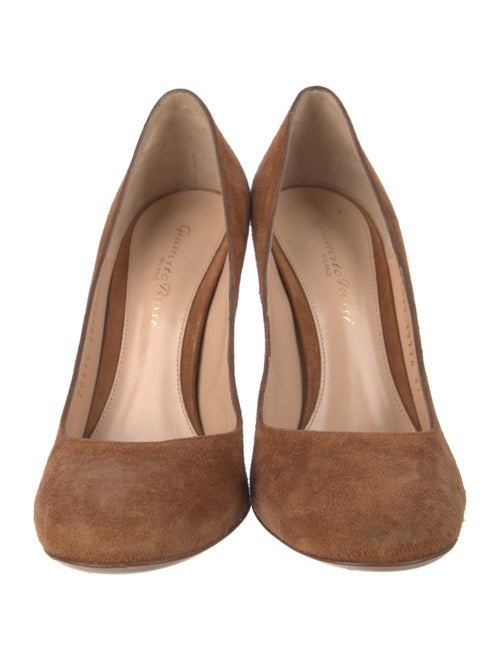 Gianvito Rossi Suede Pumps