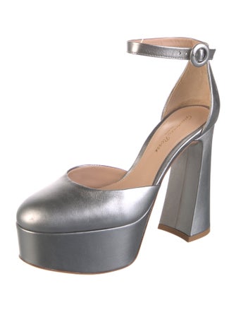 Gianvito Rossi Leather D'Orsay Pumps