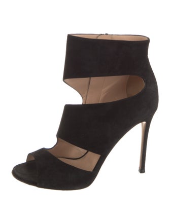 Gianvito Rossi Suede Cutout Accent Pumps