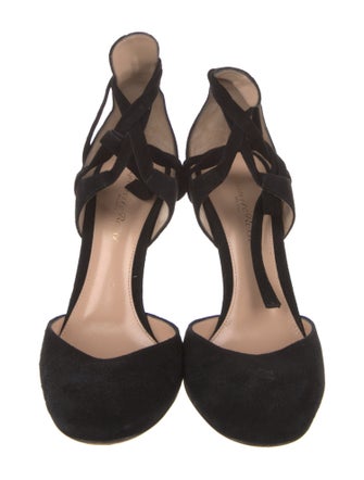 Gianvito Rossi Suede Pumps