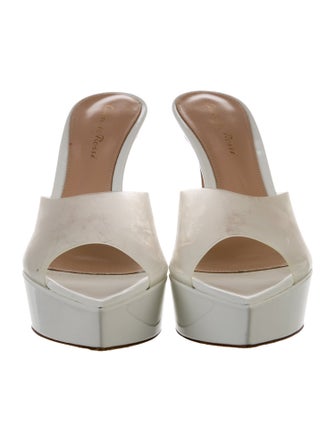 Gianvito Rossi Leather Slides