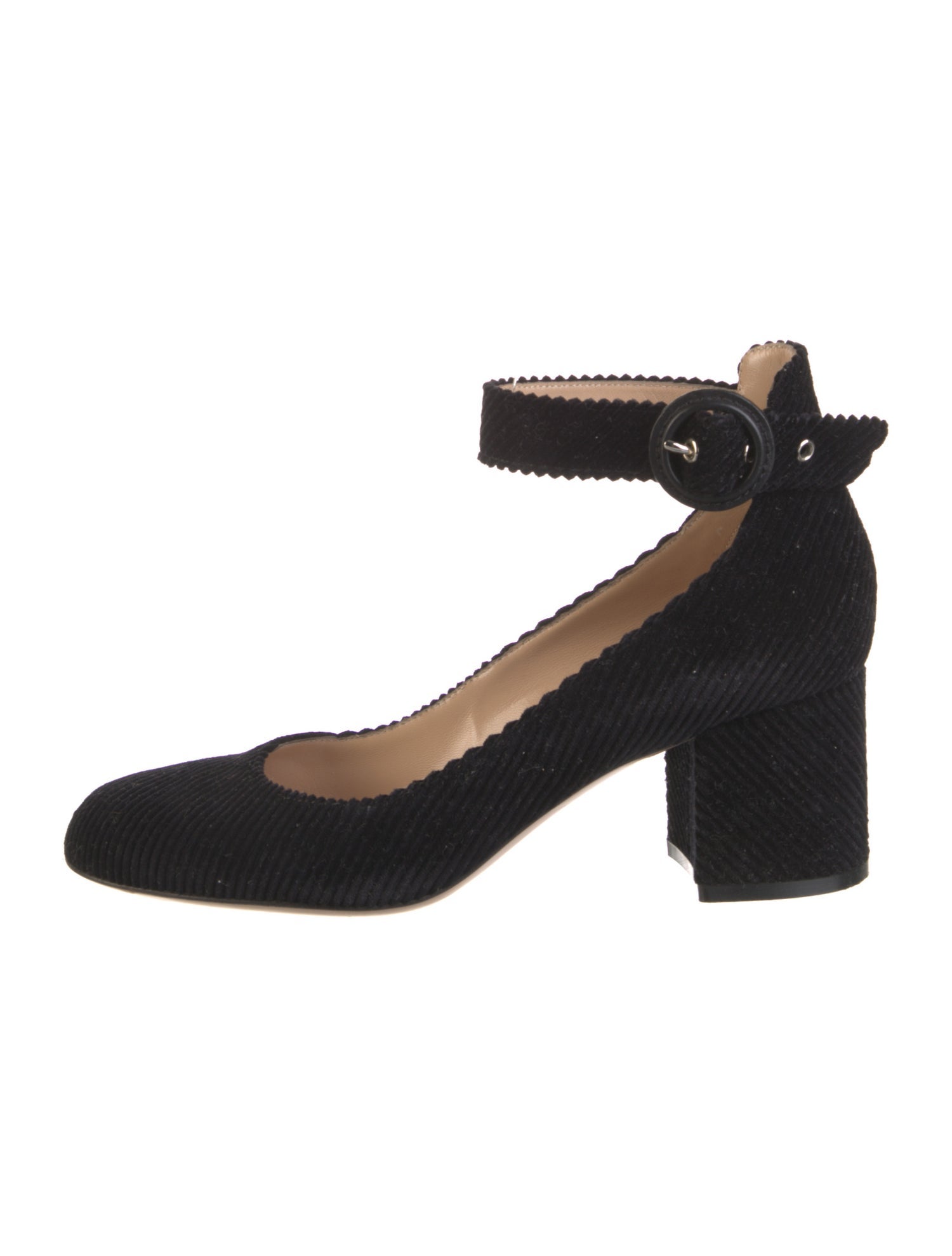 Gianvito Rossi Velvet Pumps