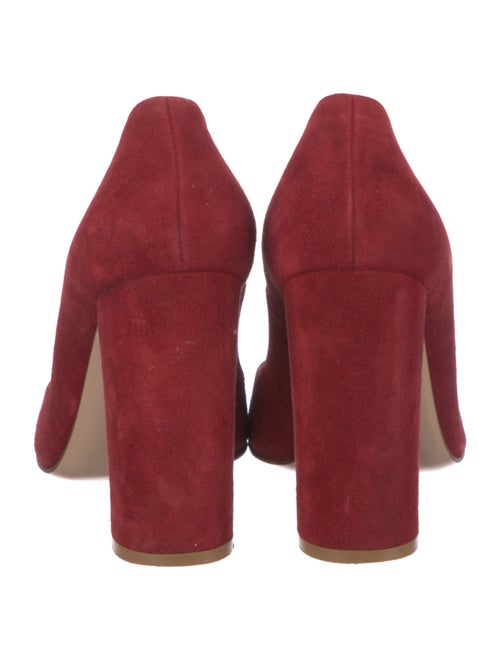 Gianvito Rossi Suede Pumps