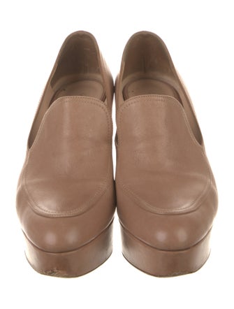 Gianvito Rossi Leather Pumps