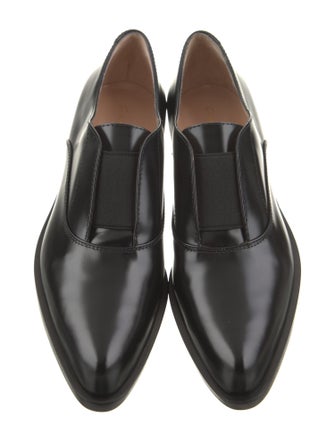 Gianvito Rossi Leather Scalloped Accent Oxfords