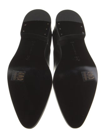 Gianvito Rossi Leather Scalloped Accent Oxfords